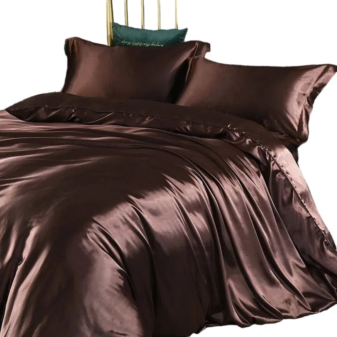 Amara Bettwäsche-Set als luxuriöse Geschenkidee für Schlafzimmer; 4-teilig, elegant & einfarbig.