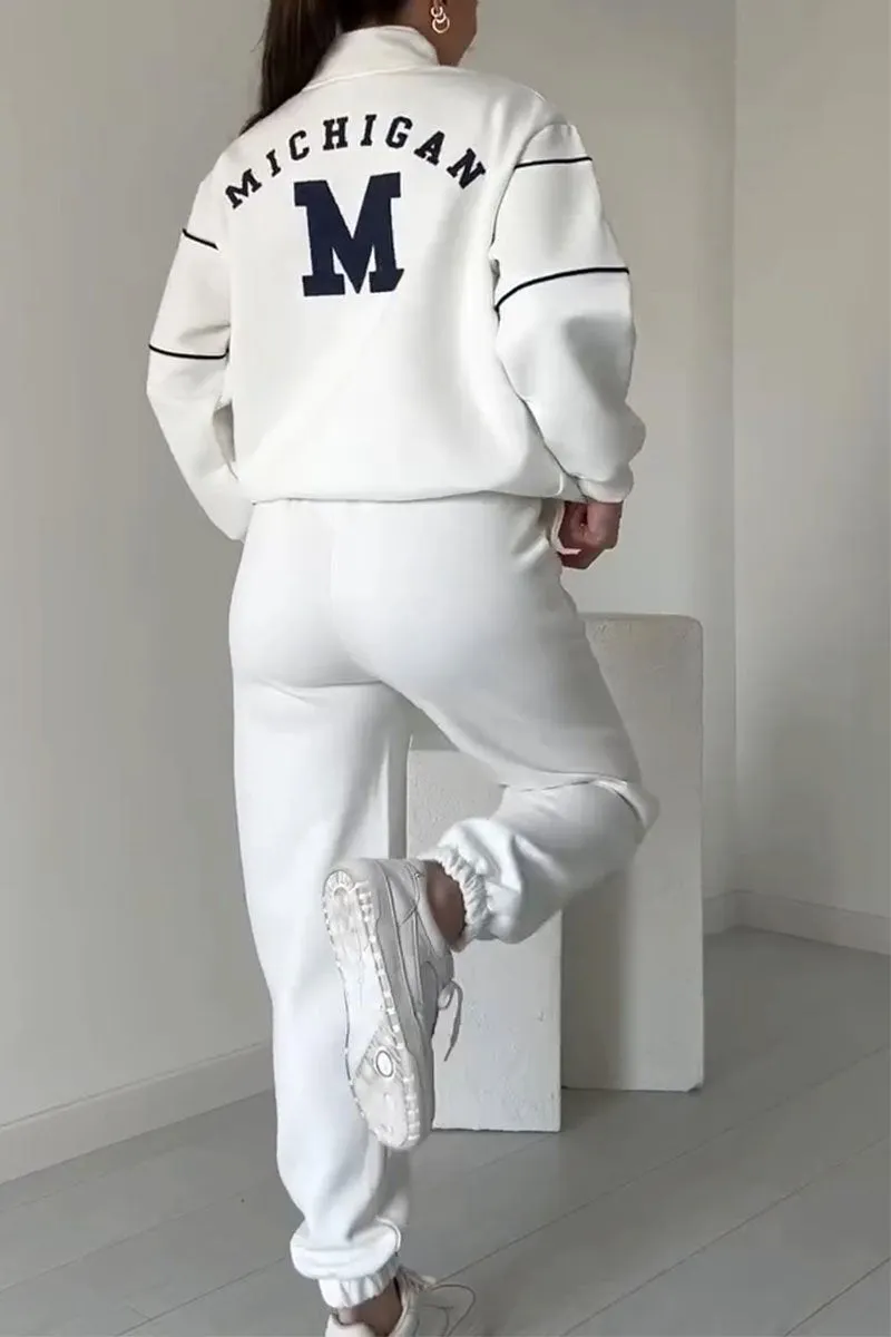 Moderner Damen Half-Zip Sweater aus Trainingsanzug Set, relaxed fit, ideal für Sport und entspannte Tage.