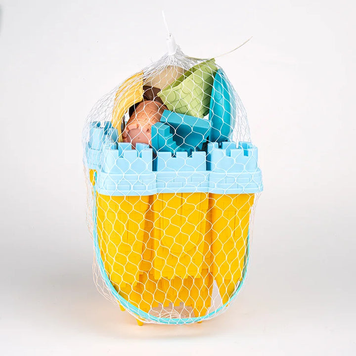 Kreatives Kinder Sandburg-Spielset mit Eimer, Schaufel und Sandformen für endlosen Sommer-Spielspaß am Strand.