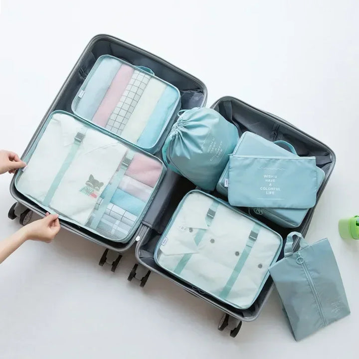 Praktisches Reise-Organizer Set für effiziente Gepäckorganisation; platzsparende Packtaschen & Koffer-Organizer.
