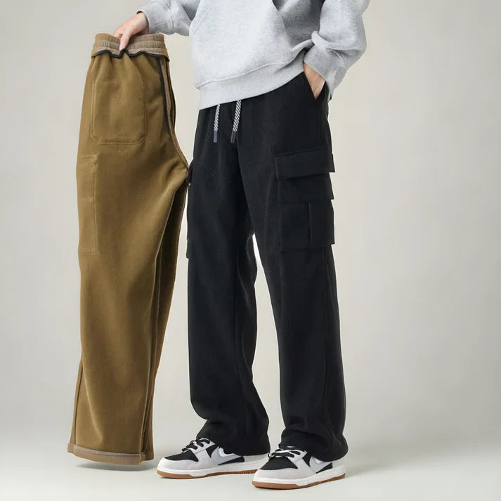 Modische Herren-Cargohose, lockere Sweatpants mit vielen Taschen. Ideal als Freizeithose für Komfort & Stil.