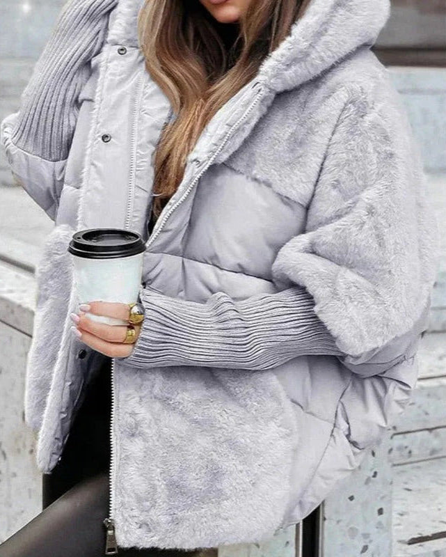 Damen Winterjacke warm gefüttert mit Kapuze, perfekt für kalte Tage & Outdoor-Aktivitäten.