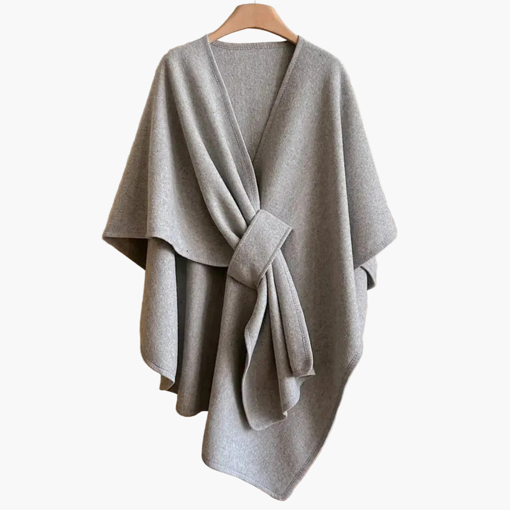 Eleganter Damen Poncho-Schal aus weichem Wollmix, vielseitig für Büro & Alltag.