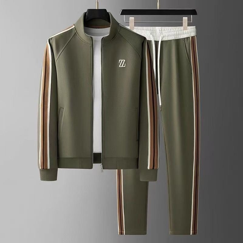 Weiches Herren Trainingsanzug Set für höchsten Komfort. Bequemer Zweiteiler mit Jacke & Hose für Alltag.