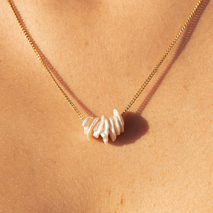 Elegante Damen Süßwasser Perlenkette, ideales Geschenk, wasserfest, verstellbar, Gold oder Silber.