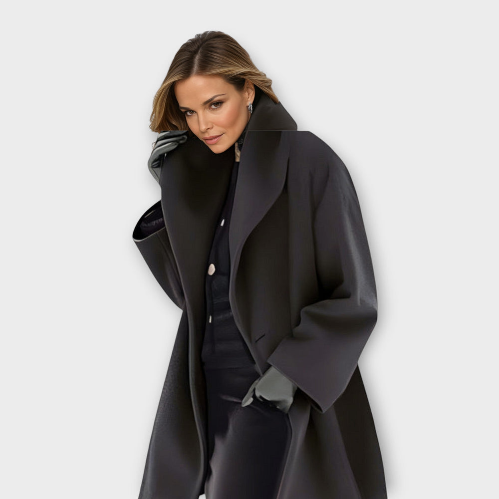 Warme Damen Übergangsjacke, winddicht, elegant geschnitten. Perfekt als Freizeit- oder Business-Mantel.