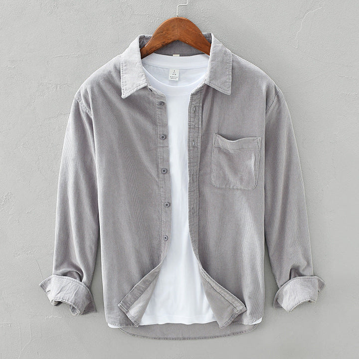 Bequemes Casual Langarmhemd für Herren aus Cord, Modell "Arvid", perfekt als Retro Freizeithemd.
