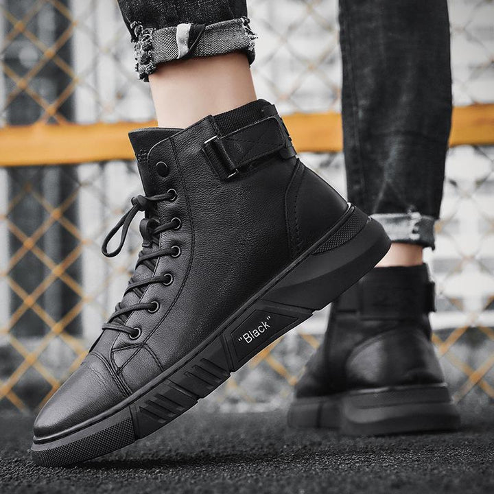 Komfortable schwarze Lederstiefel für Herren, handgefertigt, perfekt als Winterschuhe oder Alltagstiefel.