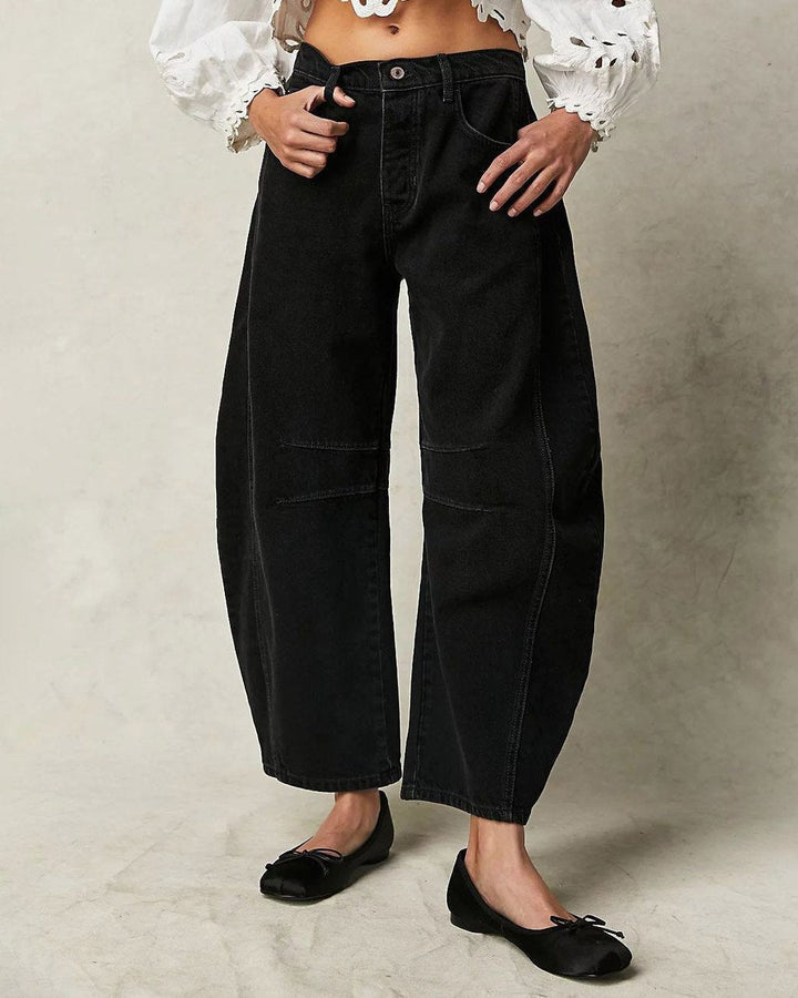 Damen Barrel-Jeans Maribel mit Knopfleiste, lässig und bequem, ideal für moderne Freizeitlooks. Knöchellang.