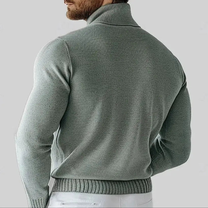 Weicher Strick-Rollkragenpullover für Herren, perfekt für kalte Tage und Casual-Winter-Outfits.