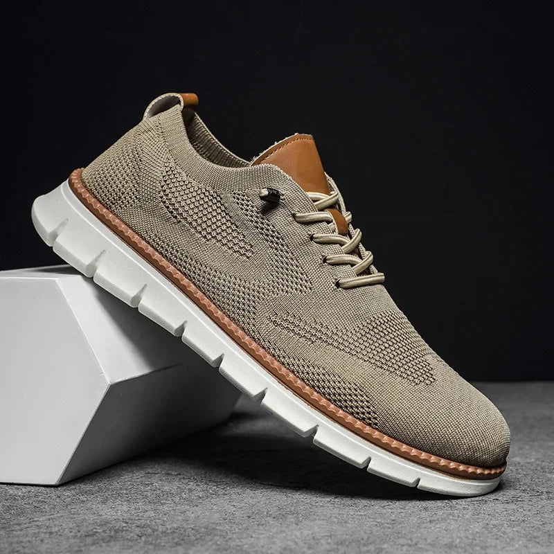 Schwarze Herrenschuhe: Komfortable, atmungsaktive Alltagsschuhe für Herren. Bequem & stilvoll für Business & Freizeit.