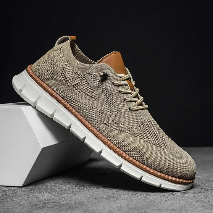 Schwarze Herrenschuhe: Komfortable, atmungsaktive Alltagsschuhe für Herren. Bequem & stilvoll für Business & Freizeit.