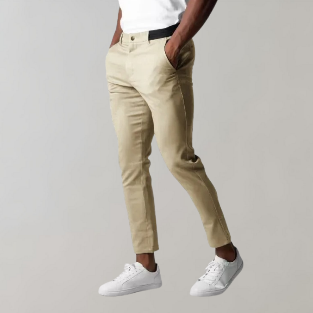 Khaki Herren Chinohose, bequeme Alltagshose für Männer, stilvoll und vielseitig kombinierbar.