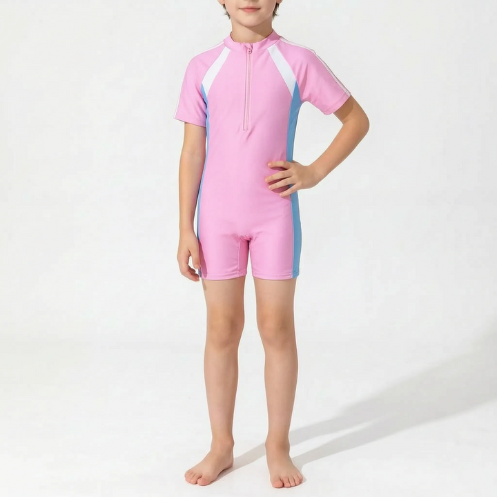 Stylischer Kinder Kurzarm-Badeanzug, einteilig mit Reißverschluss. Ideal als Strand- & Poolbekleidung für Kinder.