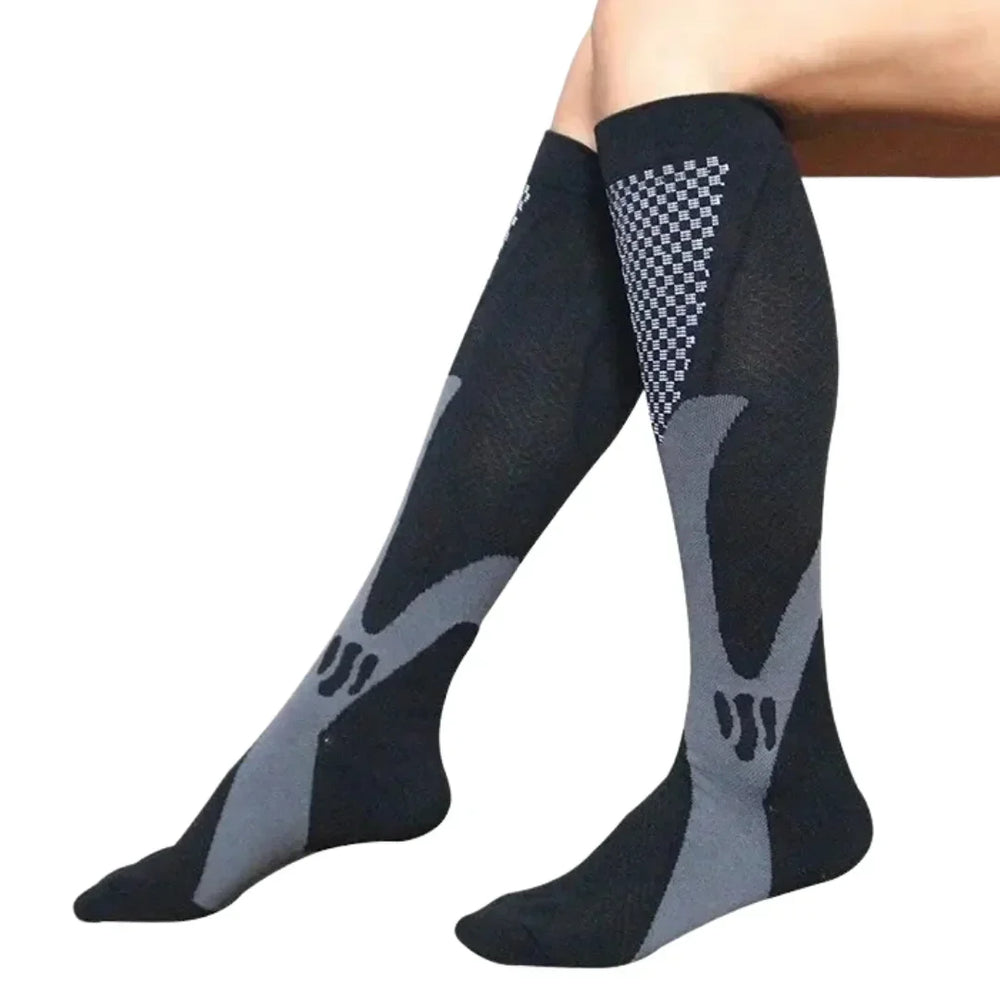 Orthopädische Kompressionssocken für Damen und Herren zur Linderung von Beinschmerzen.