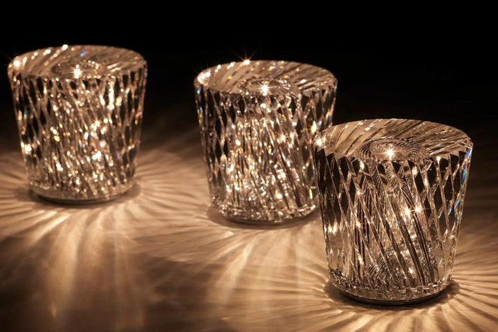 Kabellose Kristall-Tischlampe, wiederaufladbar, für ein luxuriöses Ambiente mit indirektem Licht.