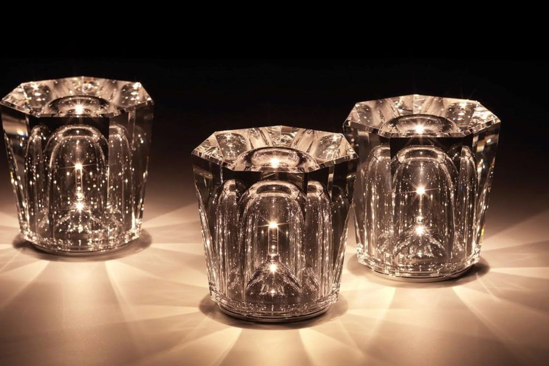Moderne Luxus Dekolampe: wiederaufladbare Kristalllampe mit LED, perfekt für stimmungsvolle Abende.