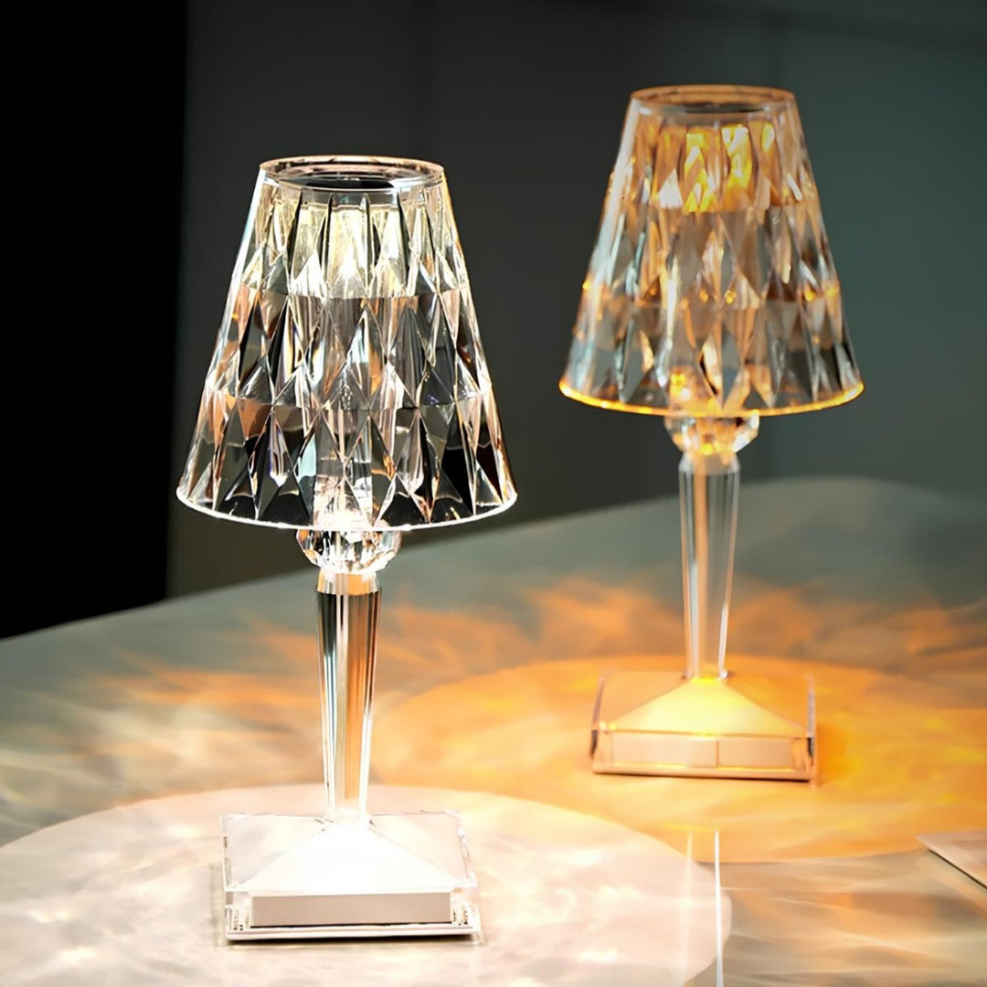 Schöne Ambientebeleuchtung: Kristall-Tischlampe mit Touch-Steuerung. LED-Nachttischlampe für elegantes Flair.