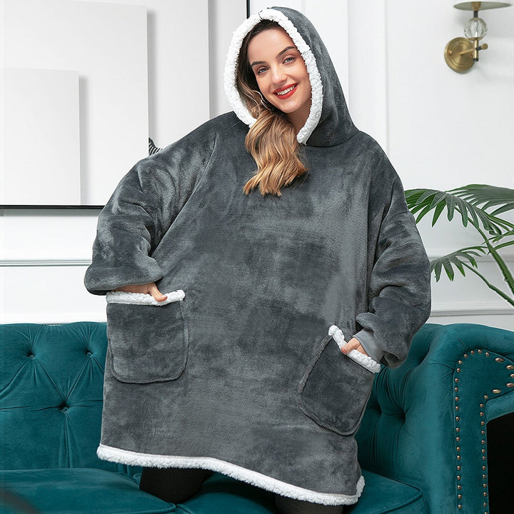 Stilvoller Deckenpullover in neutraler Farbe, passend für jedes Geschlecht.