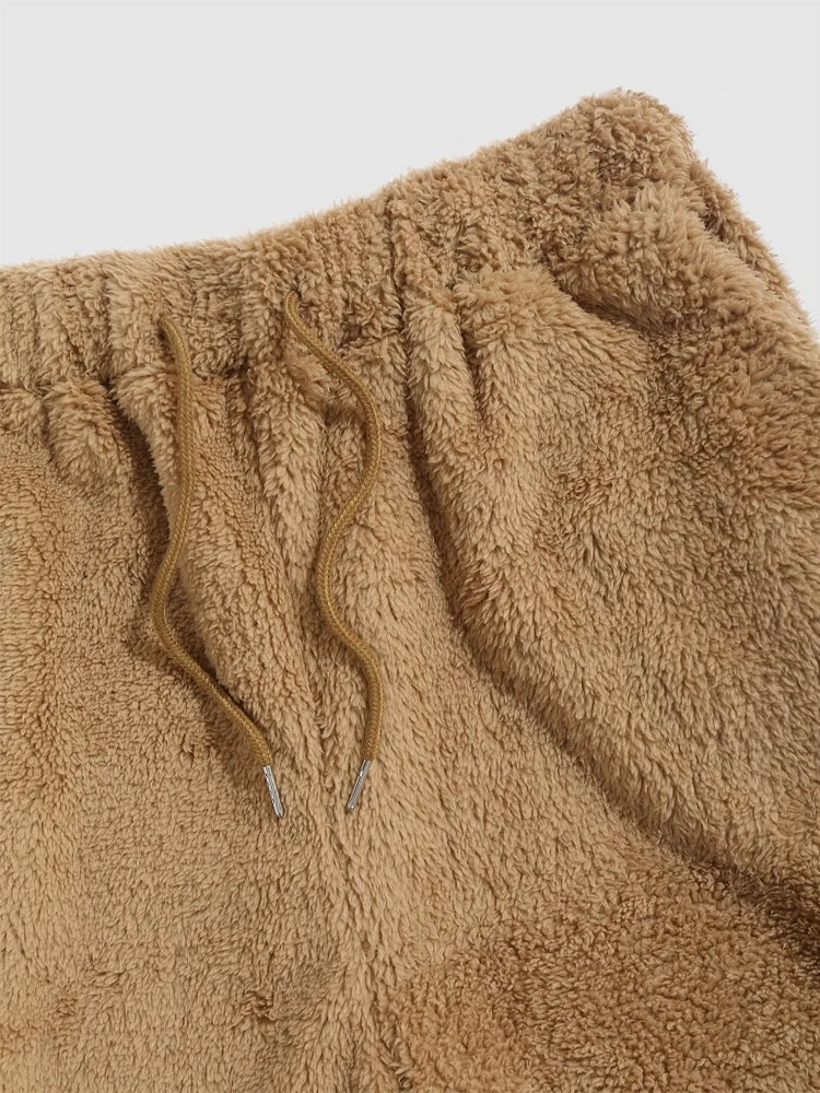 Entspannende Unisex Cara Freizeithose aus Plüsch, perfekt für bequeme Abende oder als gemütliche Jogginghose.