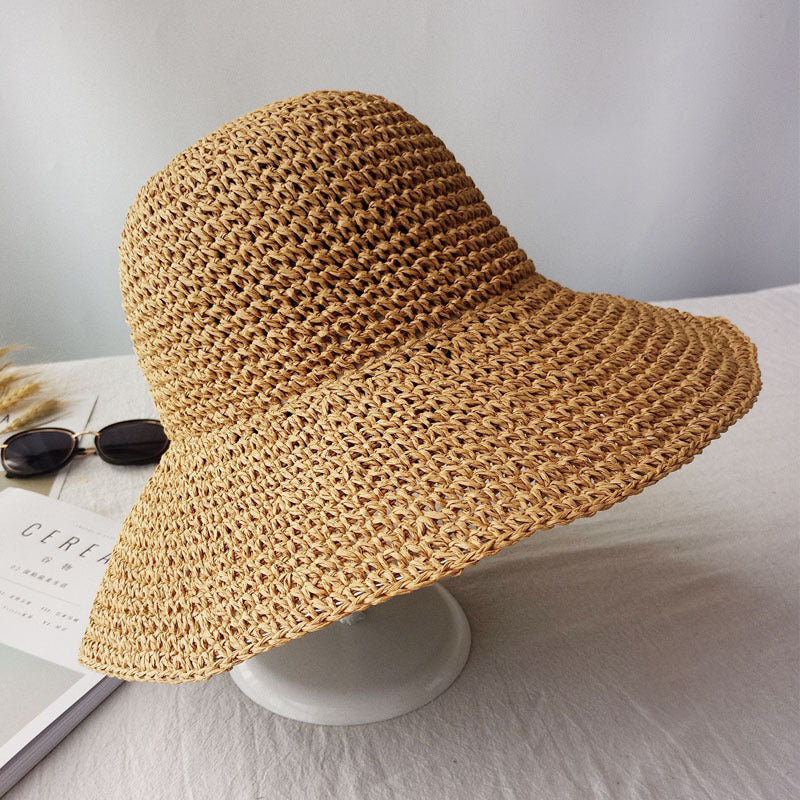 Eleganter Damen Sonnenhut Emma, leicht faltbar, idealer UV-Schutz für Urlaub und Freizeit.