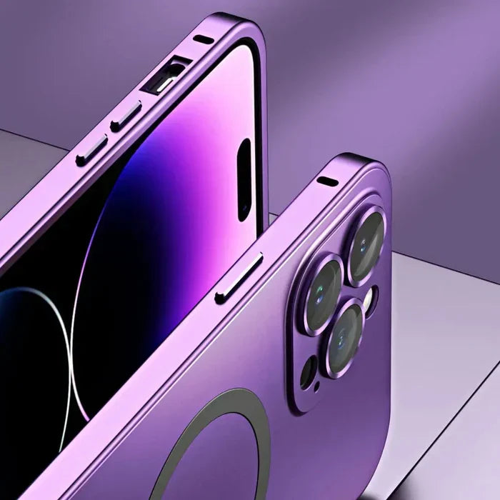 MagCase iPhone Zubehör: Metallhülle mit MagSafe. Schlanker Schutz für den täglichen Gebrauch.