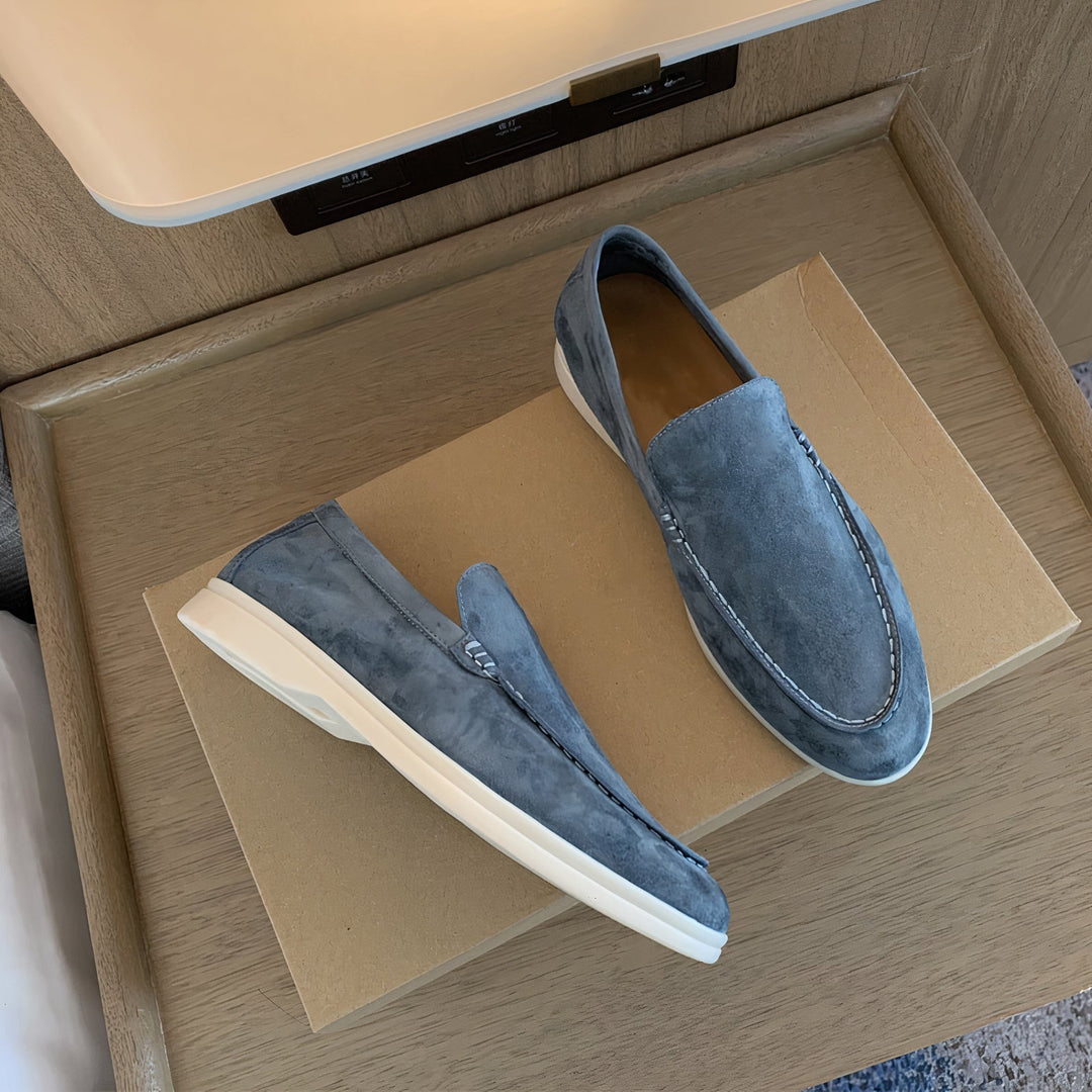 Vielseitige Herren Slipper: Elegante Loafers, ideal als bequeme Business-Schuhe oder stilvolle Freizeitschuhe.
