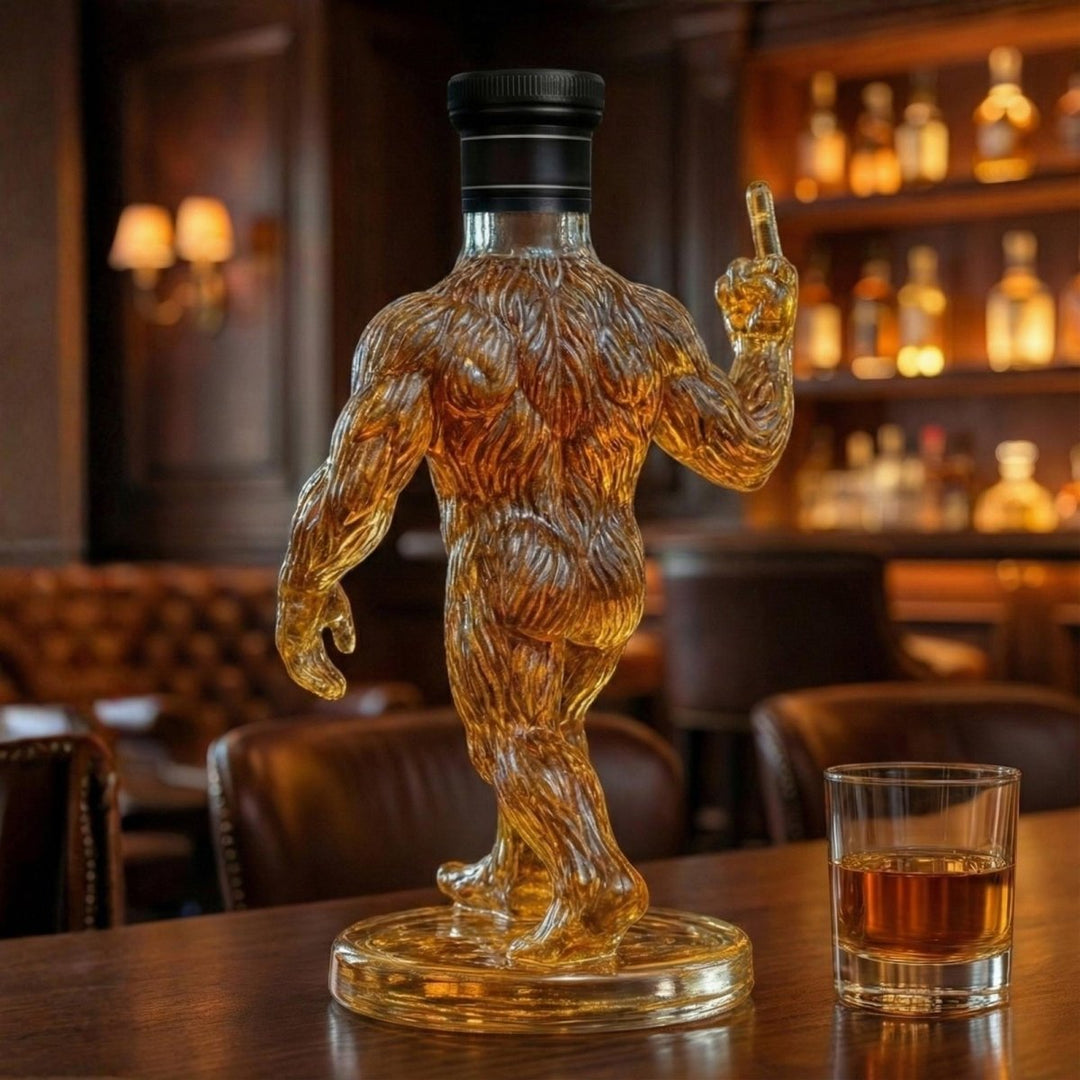 Elegante Bigfoot Dekantierflasche für Whiskey & Bourbon, hochwertiges Homedecor & perfektes Geschenk für Spirituosen.