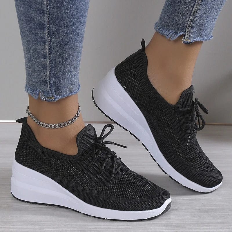 Entlastende Damenschuhe "Alessa" mit integrierter Fußgewölbestütze für Komfort den ganzen Tag.