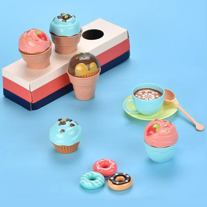 Bäcker Spielset mit Holz-Gebäck und Backzubehör, fördert kreatives Rollenspiel in der Kinderküche.