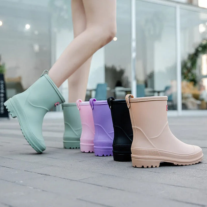 Damen AquaStride 2.0 Gummistiefel in klassischem Design, wasserdicht und komfortabel für Freizeit & Garten.