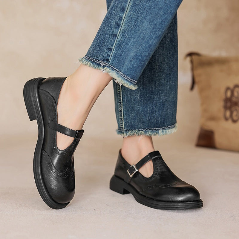 Rutschfeste Damen Mary Janes mit verstellbarem Riemen für optimalen Halt und Sicherheit. Perfekt als Alltagsschuh.