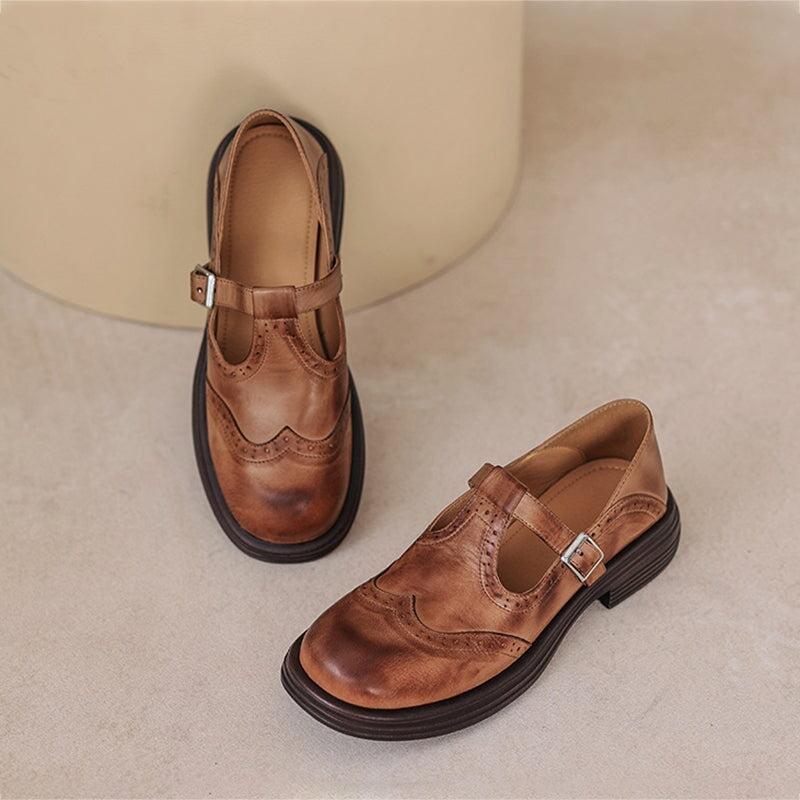 Bequeme, elegante Damen Mary Janes mit verstellbarem Riemen für sicheren Halt und ganztägigen Tragekomfort.
