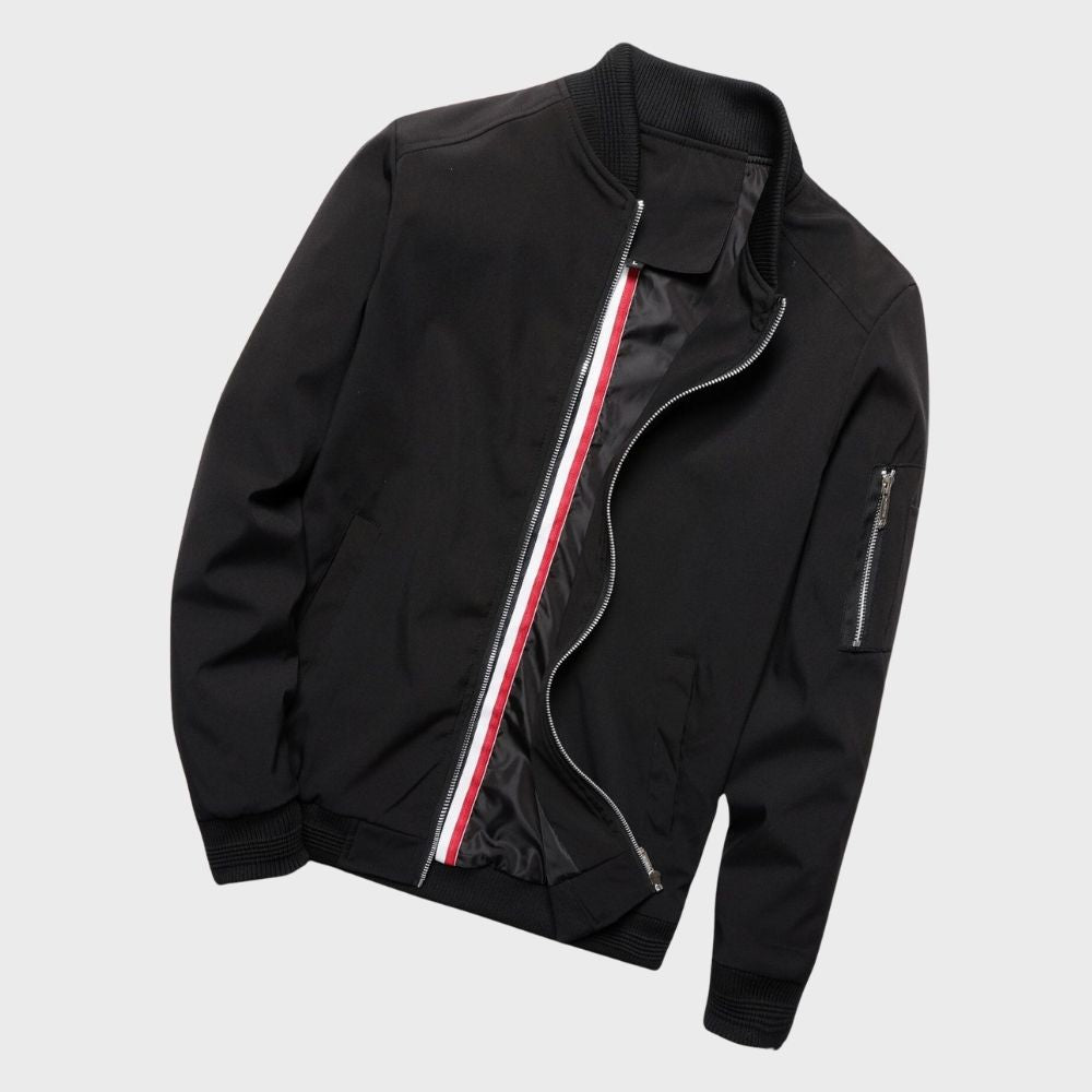 Trendige Herren Ganzjahres-Bomberjacke für lässige Looks. Modern, leicht & vielseitig kombinierbar.