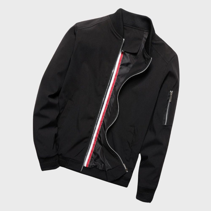 Trendige Herren Ganzjahres-Bomberjacke für lässige Looks. Modern, leicht & vielseitig kombinierbar.