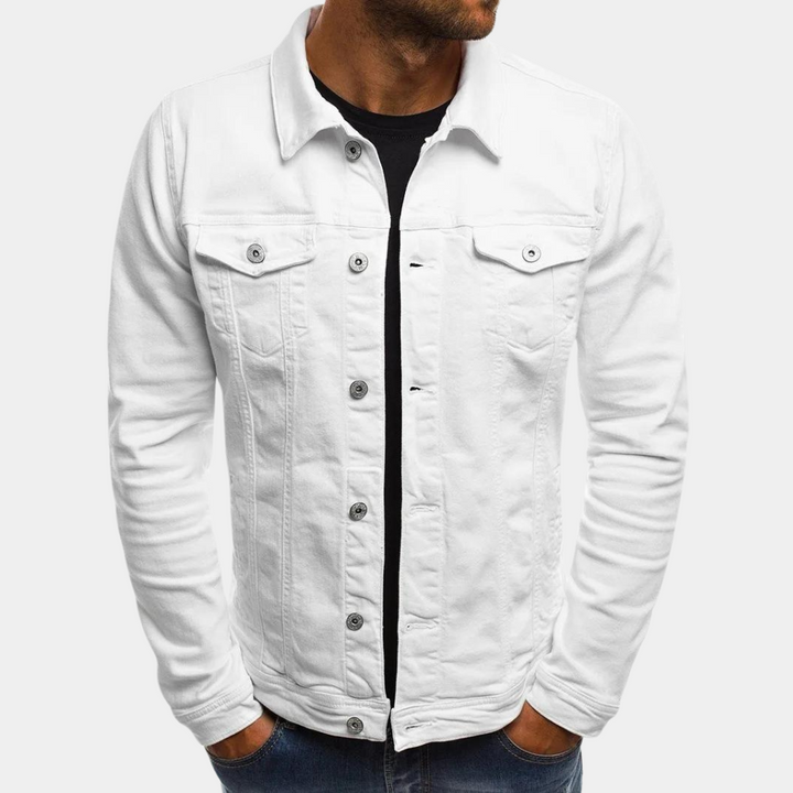 Zeitlose Herren-Oberbekleidung: klassische Jeansjacke in hellem Denim. Perfekt für einen lässigen, modernen Stil.