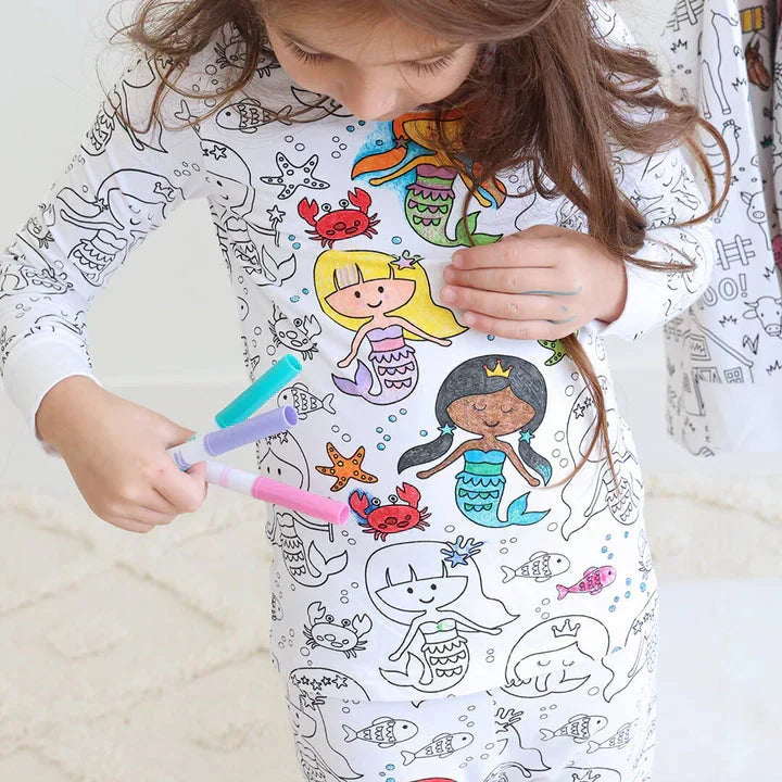 Originelles Geburtstagsgeschenk: Malpyjama für Kinder, weiche Nachtwäsche zum Selbstgestalten.