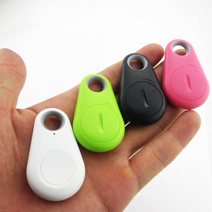 Echtzeit-Ortung mit Mini GPS: Präziser Tracker für die Sicherheit von Familie, Haustieren & Eigentum.