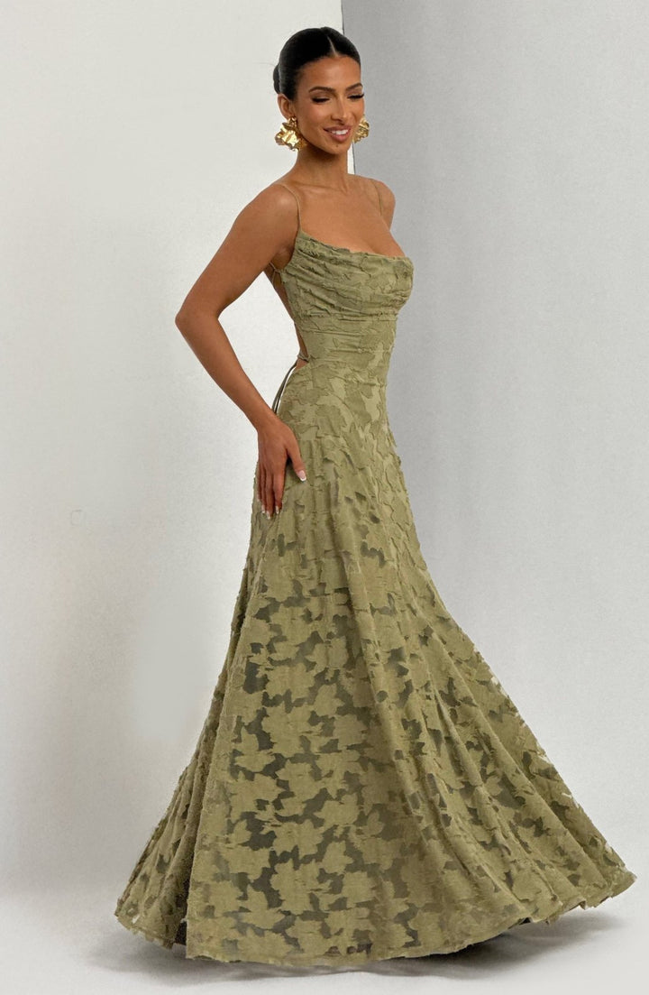 Modisches Damen Maxikleid, Blumen-Print, eleganter Wasserfallausschnitt, ideal für Urlaub & Strand.