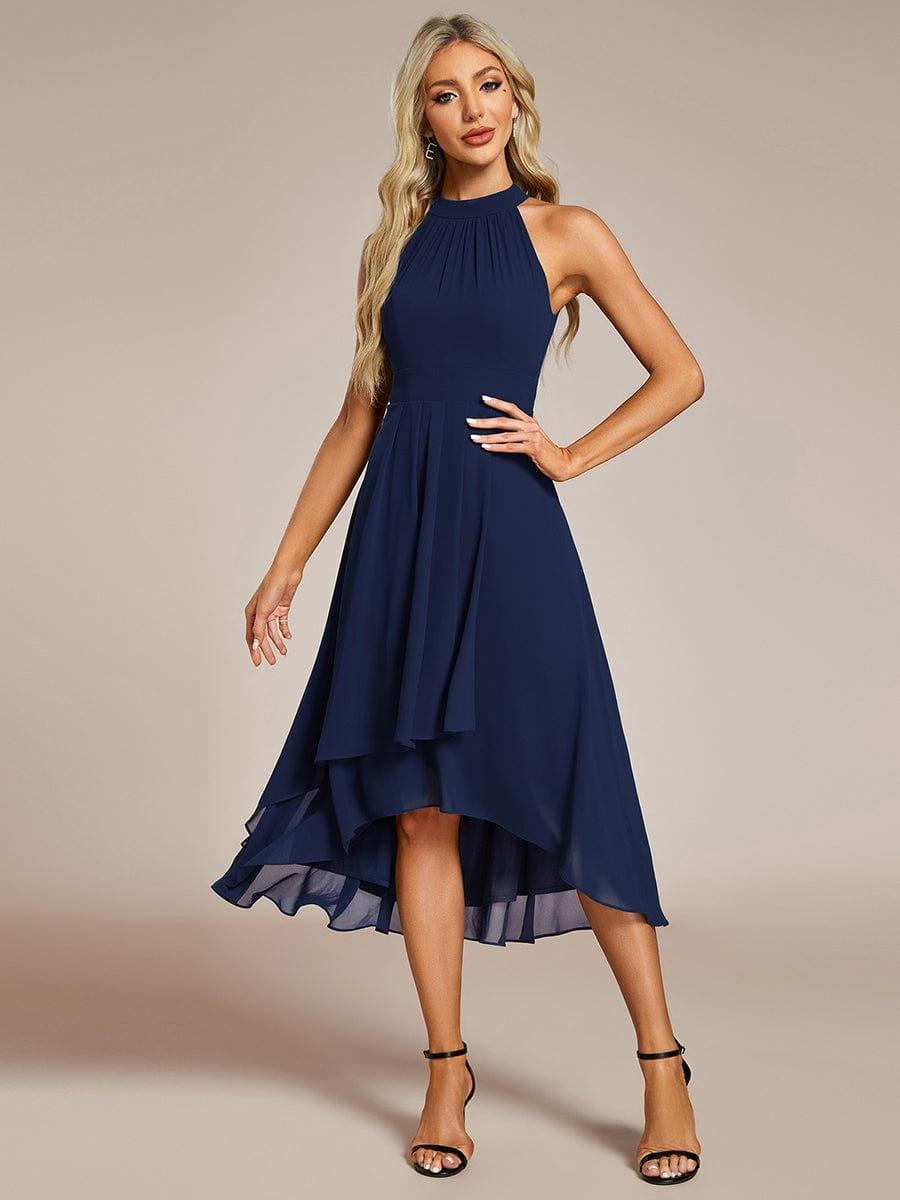 Festliches A-Linie Damenkleid, Midilänge, mit elegantem Halterneck für besondere Anlässe.