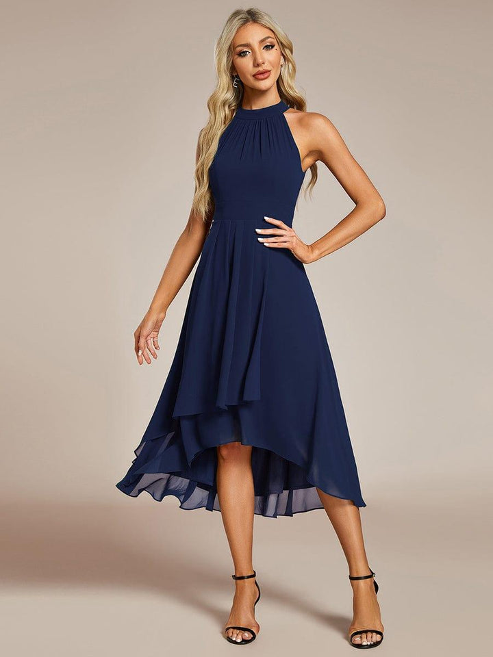 Festliches A-Linie Damenkleid, Midilänge, mit elegantem Halterneck für besondere Anlässe.