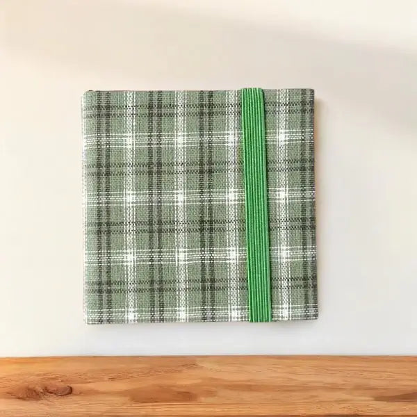 Komplettes Aquarell-Künstlerbedarf-Set: 24 Farben, Pinsel, Malkasten für Malanfänger & Profis.