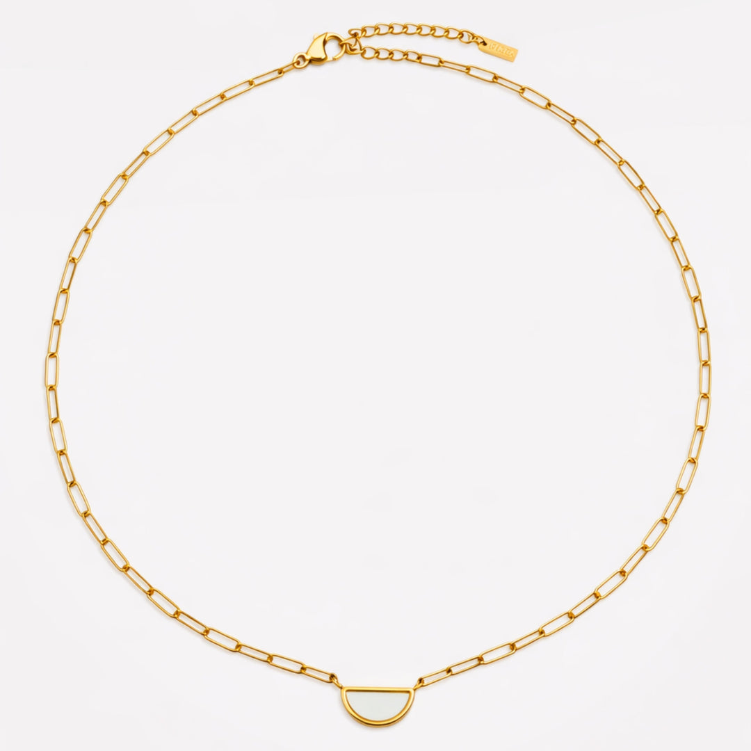 Elegante Damenhalskette aus Edelstahl, goldfarben, Perlmutt Anhänger, Choker Stil.