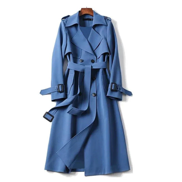 Langer Damen Trenchcoat mit Bindegürtel, klassisch elegant für Frühling & Herbst.