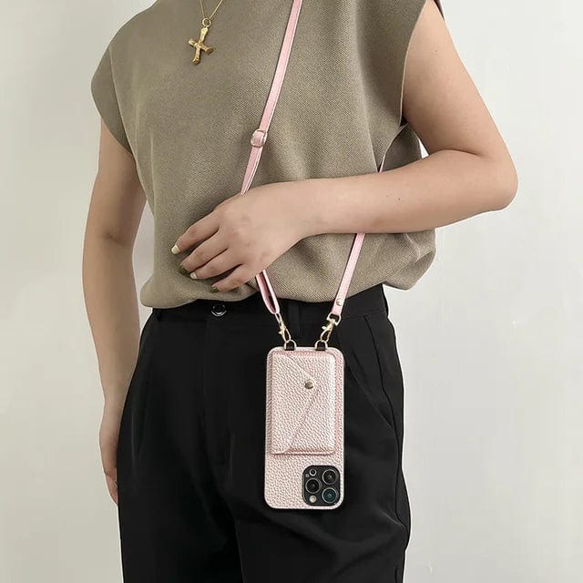 Praktische Leder-Crossbody für iPhone mit Kartenhalter, hält Hände frei und Essentials griffbereit.