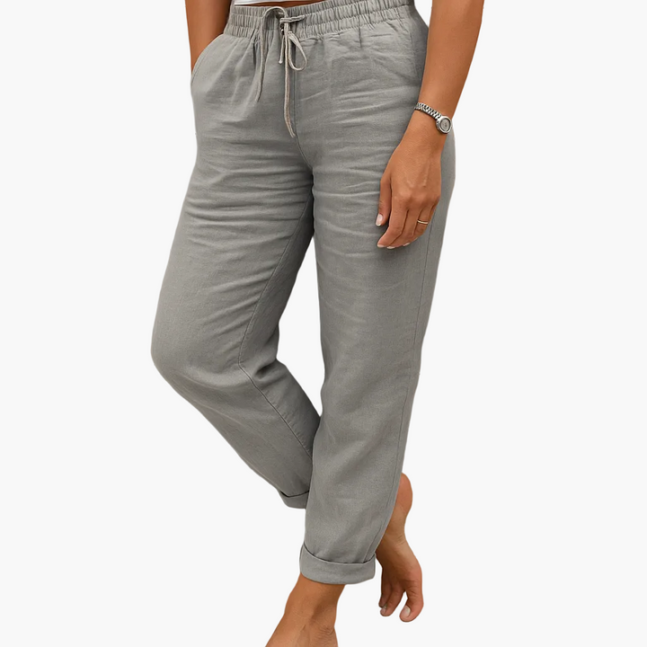 Vielseitige Damen Jogger Hose, leicht und bequem, die perfekte Urlaubshose mit Kordelzug für Reisen.