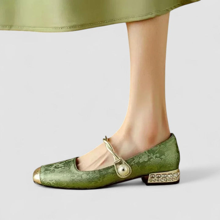 Bequeme orthopädische Damenschuhe im Mary Janes Stil, perfekt für Arbeit & Freizeit.