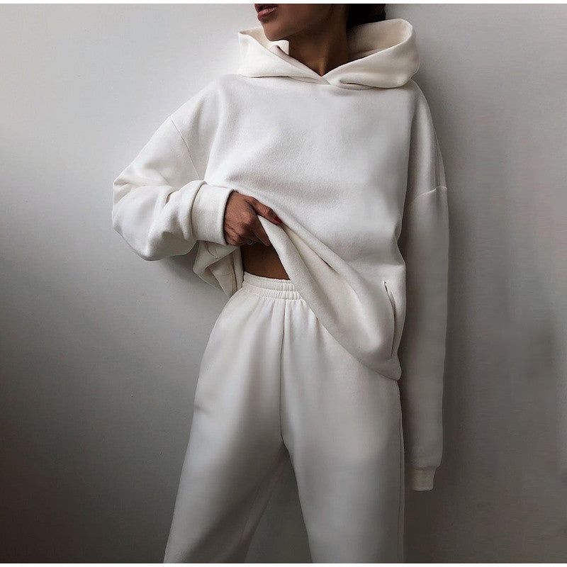 Modischer Damen Jogginganzug mit Hoodie & hoher Taille, Oversized-Passform für trendige Freizeitmode.