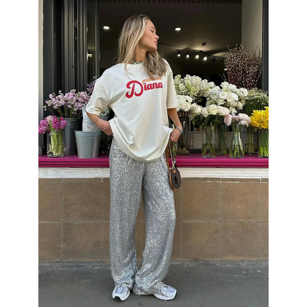 Damen-Paillettenhose in schimmerndem Metallic-Look. Elegant und festlich für besondere Anlässe und die Party.