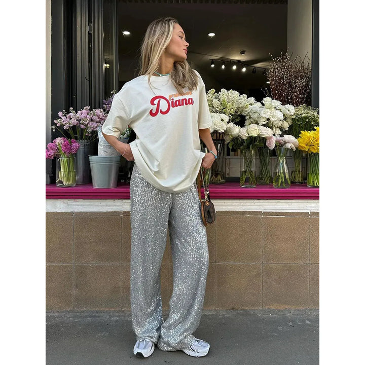 Damen-Paillettenhose in schimmerndem Metallic-Look. Elegant und festlich für besondere Anlässe und die Party.